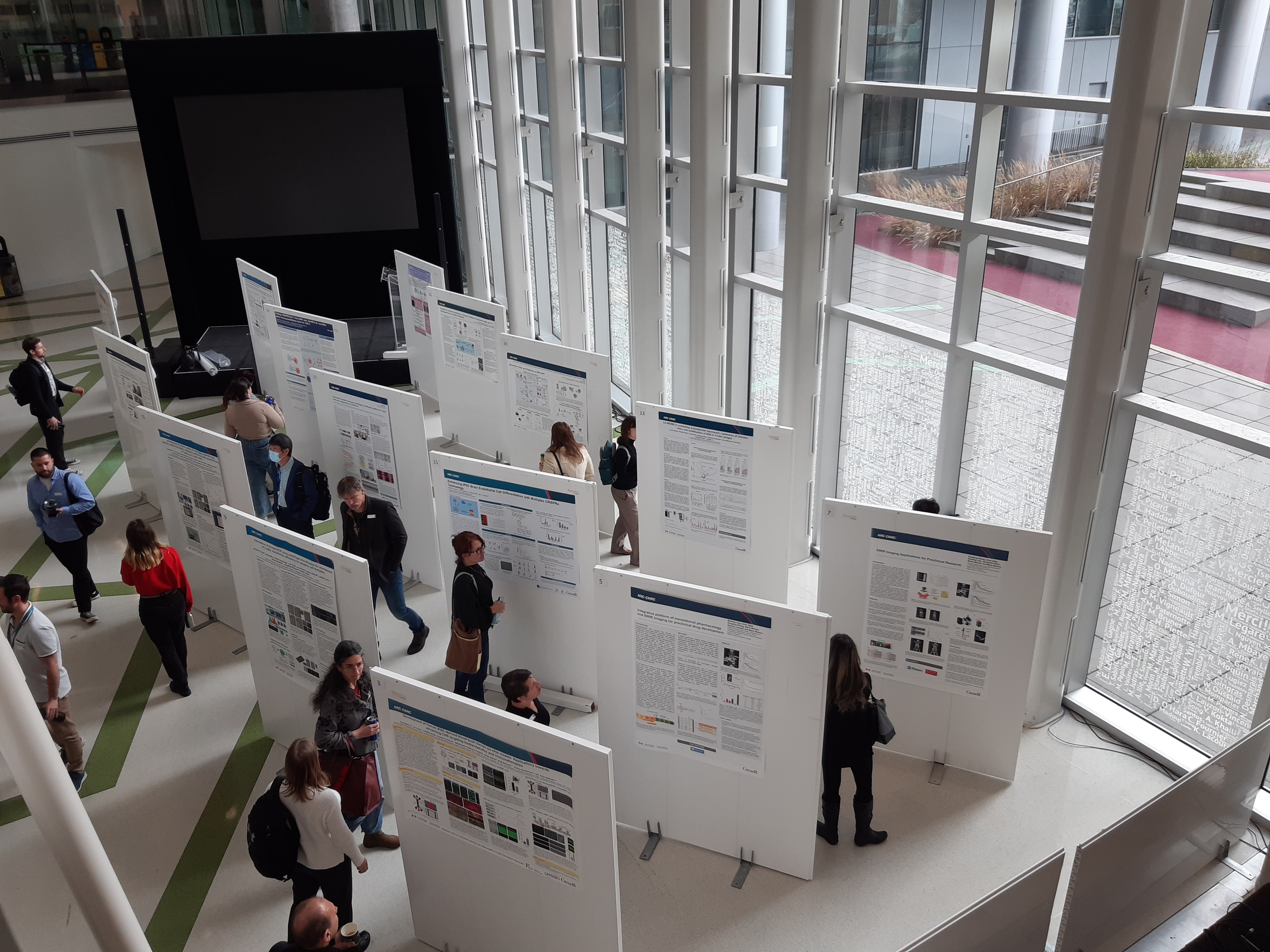 Présentations par affiche